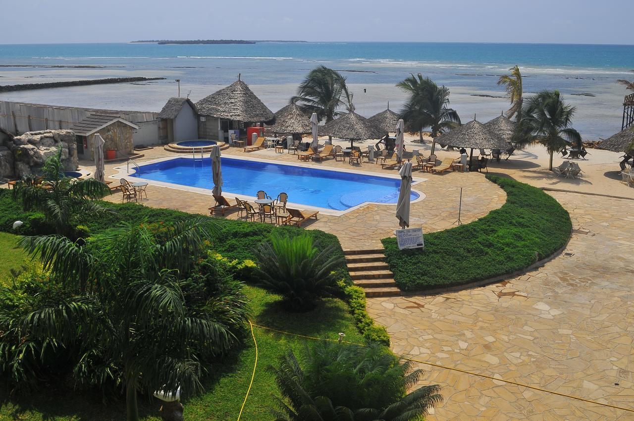 Giraffe Ocean View Hotel Dar es Salaam Exterior photo